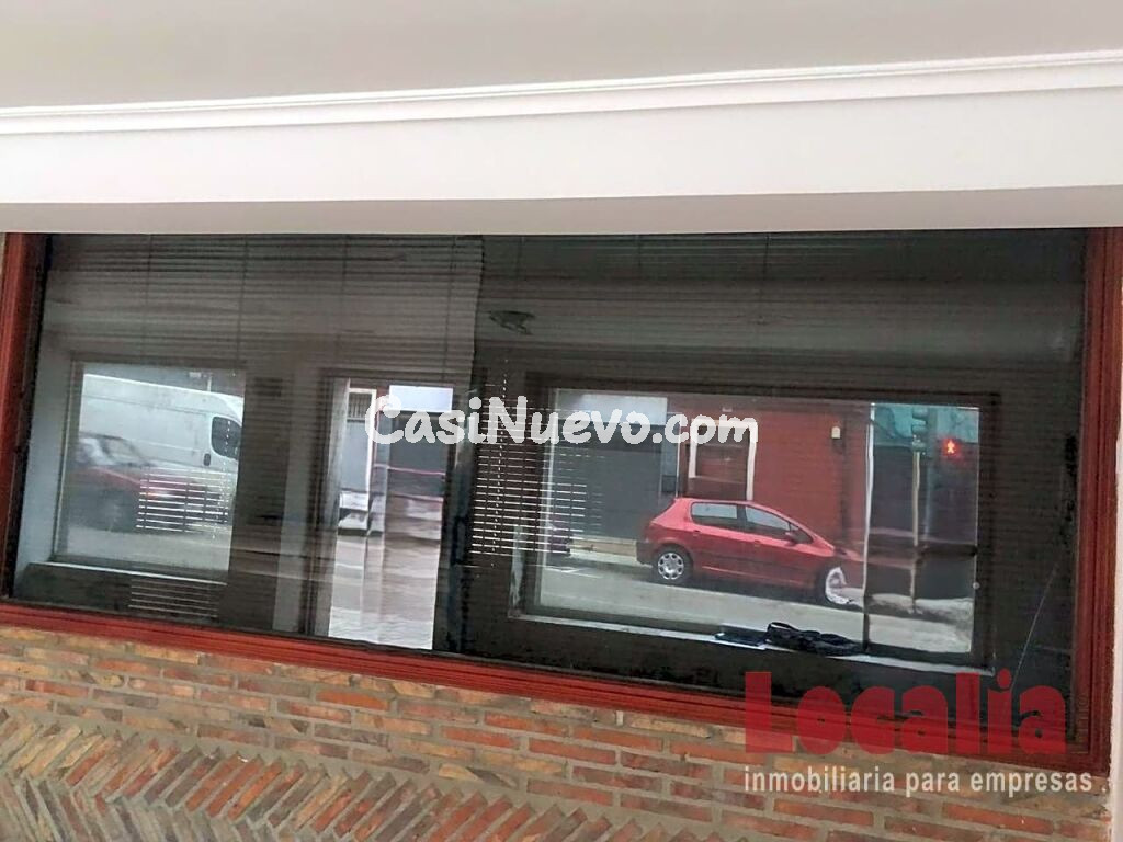 Local en venta en  Torrelavega, Cantabria.
