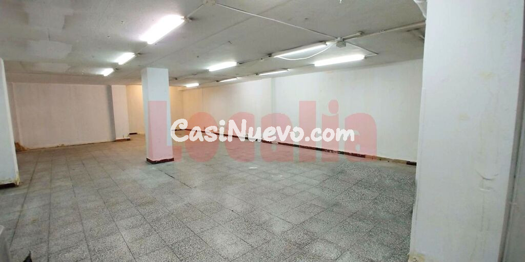 Magnífico local frente a Las estaciones, Santander