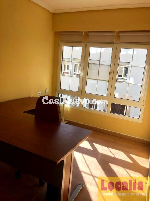 Local diáfano en alquiler en Torrelavega