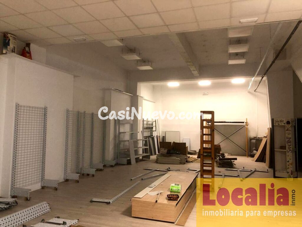 Amplio local de 360 metros en alquiler. Santander.