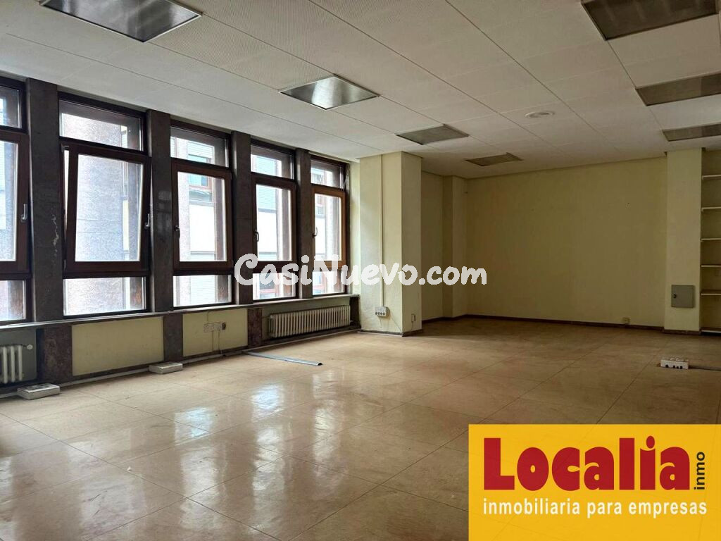 Excepcional local para oficinas en Santander.