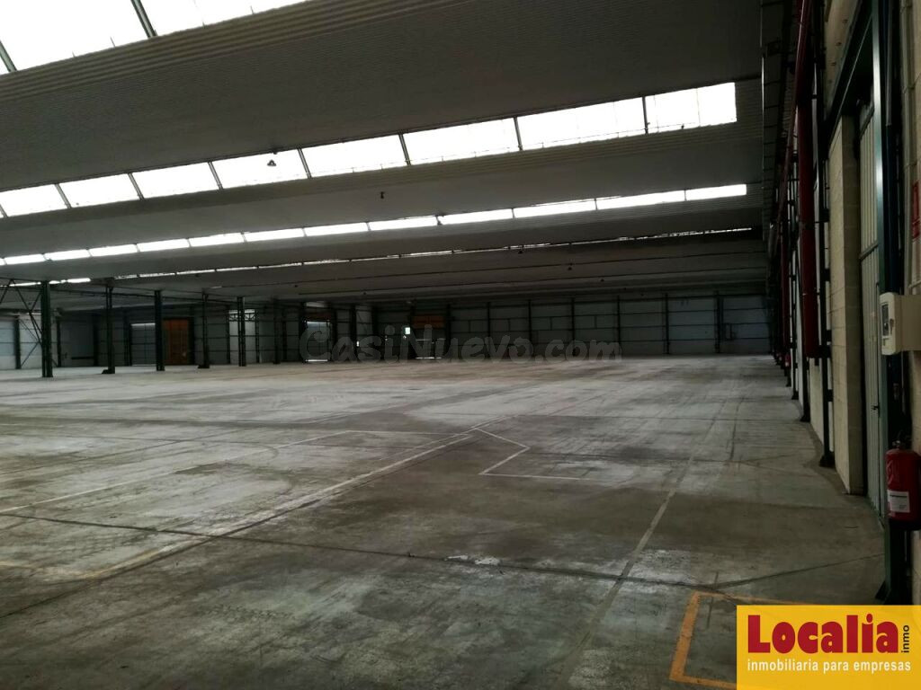 Nave industrial o logística con rápido acceso a la A-67 - foto 4