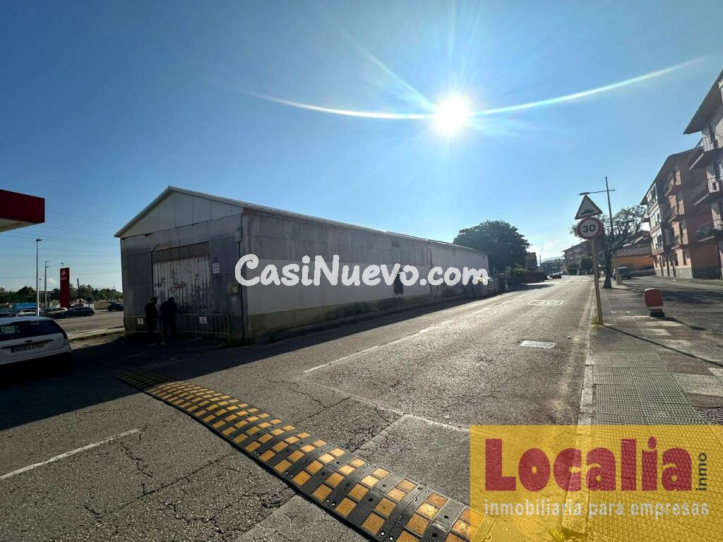 Nave industrial de 100 metros en Torrelavega.