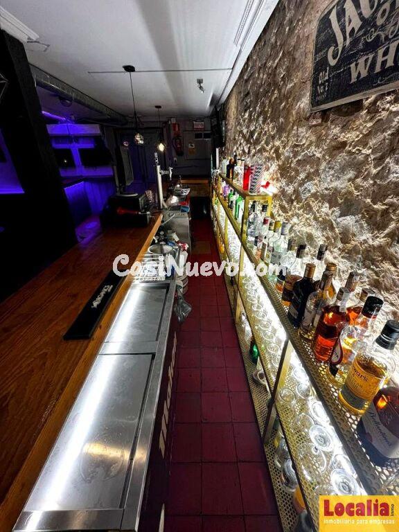 Bar muy céntrico a buen precio, Santander.