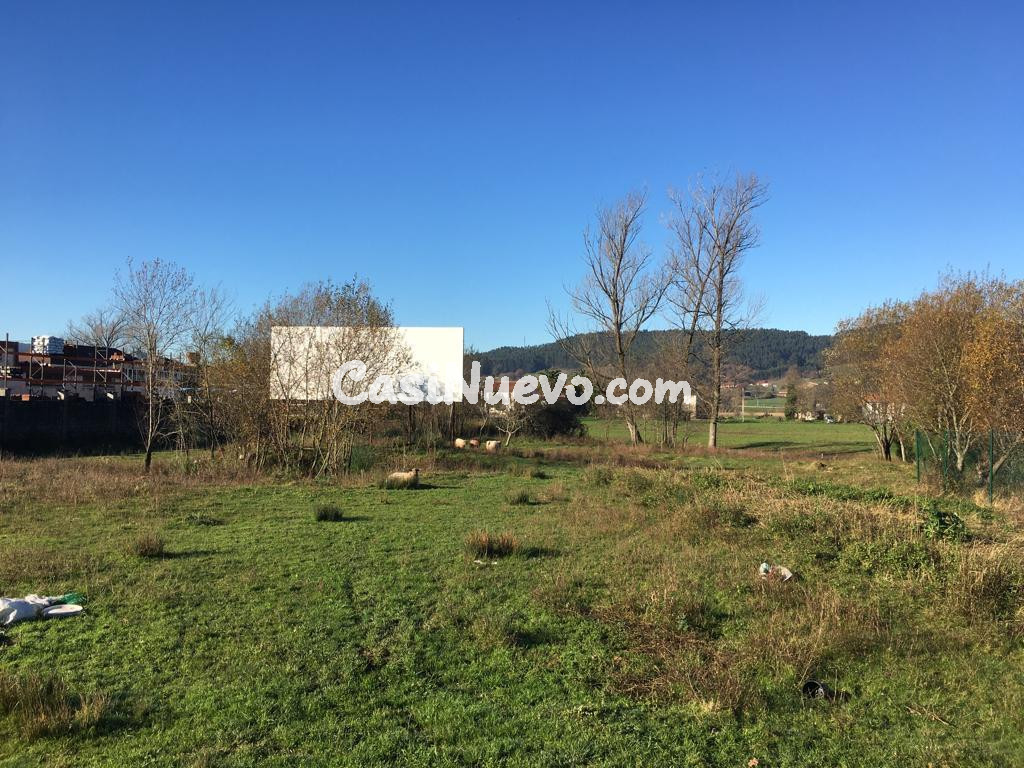 Suelo urbano de 5338m² en Renedo de Piélagos