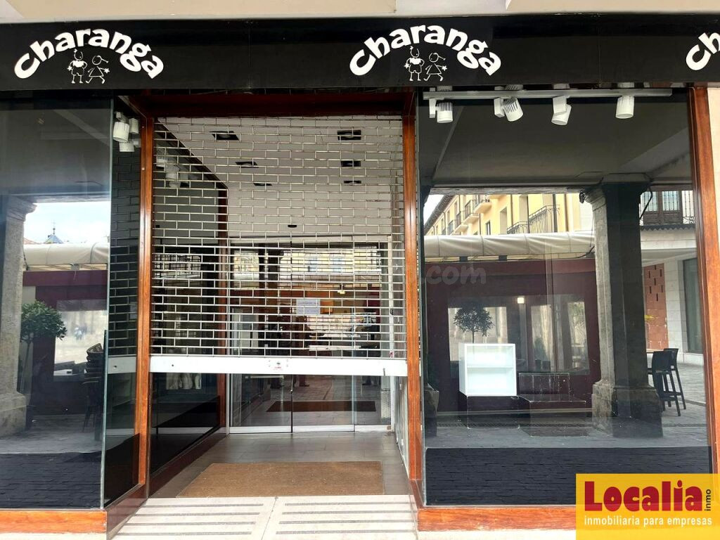 Interesante y amplio local comercial en Palencia.