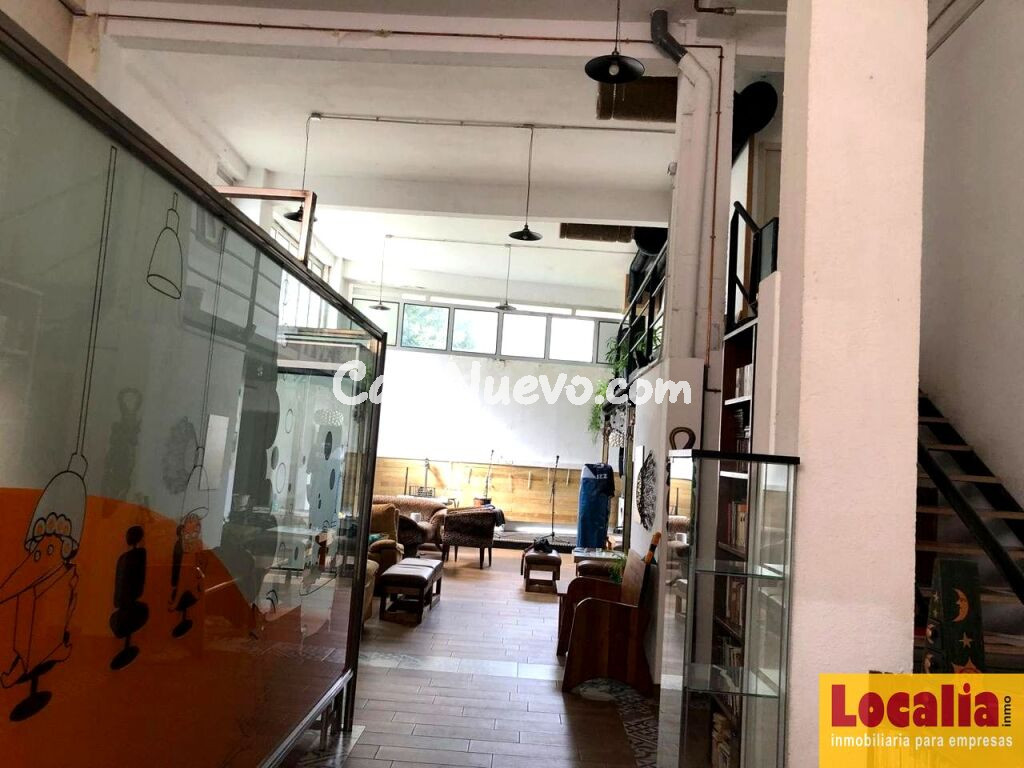 Espectacular local comercial en Torrelavega