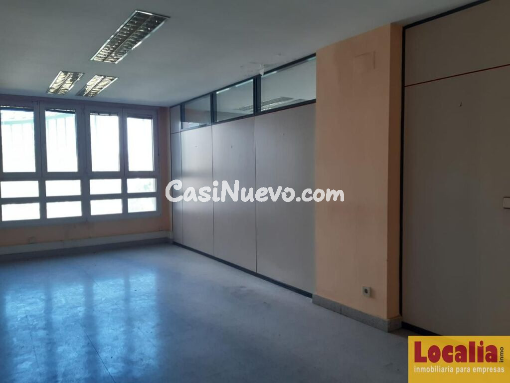 Oficinas luminosas con garaje en Burgos