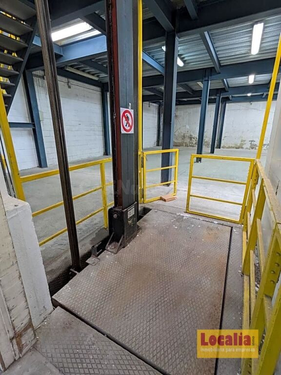 Nave industrial en polígono Candina, Santander - foto 4