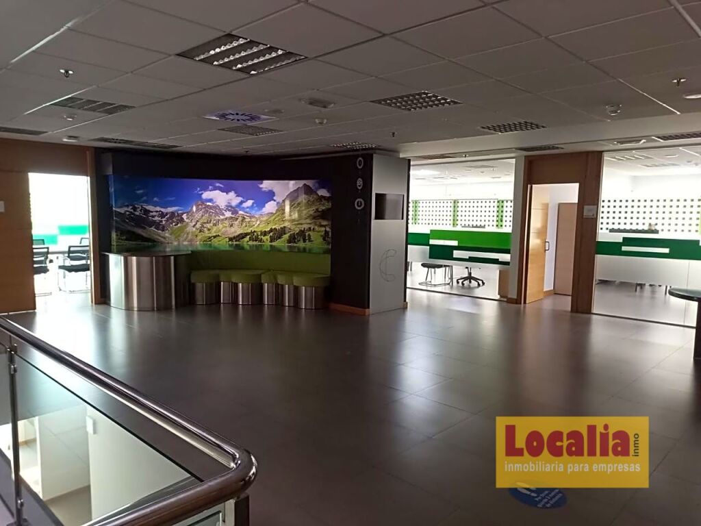 Oficinas de alto standing en Viernoles - foto 2