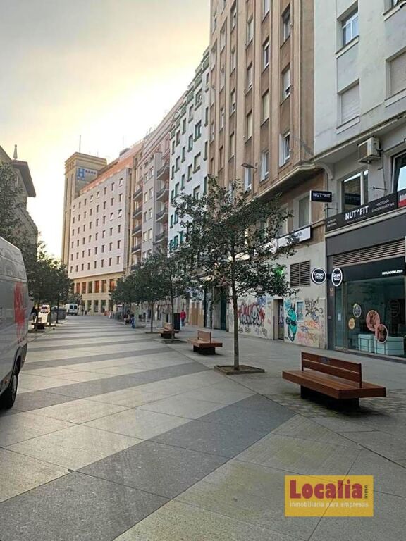 Oficina entre el centro y la bahía, zona premium - foto 2
