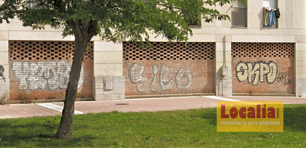 Local comercial en esquina junto a El Corte Inglés - foto 4