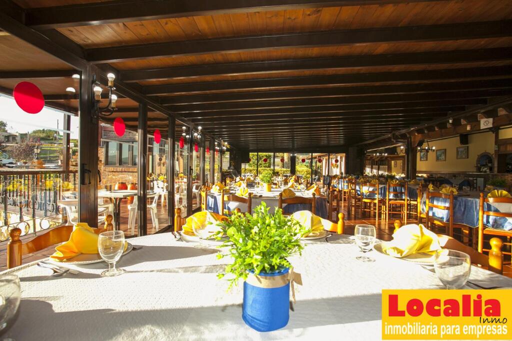 Restaurantes y comercio en Santillana del Mar, Cantabria - foto 3