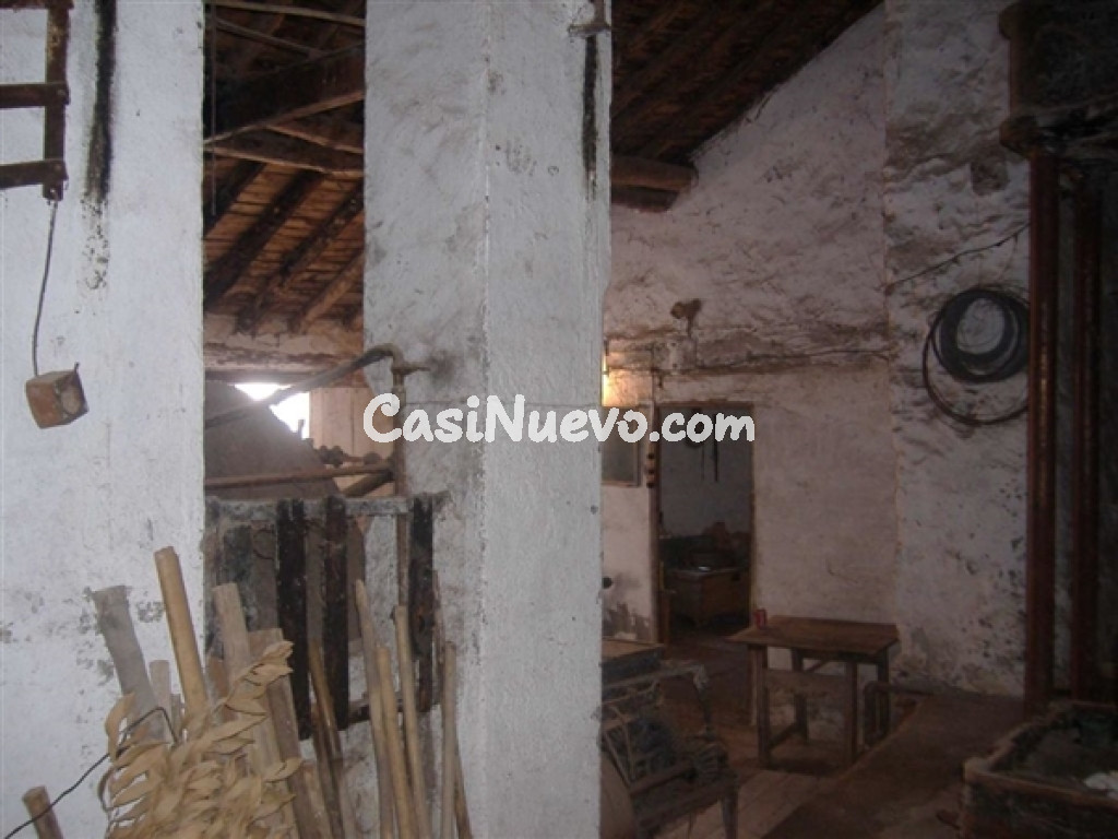 Edificio singular en Venta en Alpandeire Málaga