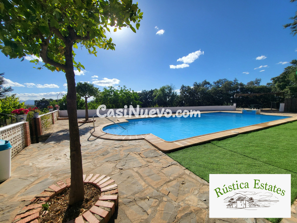 Casa de campo-Masía en Venta en Ronda Málaga