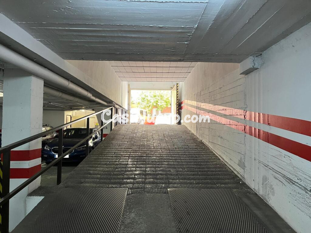 PLAZA DE GARAJE EN VENTA EN RAMÓN Y CAJAL