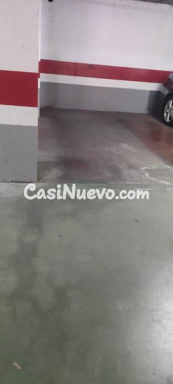 Estupenda plaza de garaje en plena Avda. Alcalde Luis Uruñuela!!