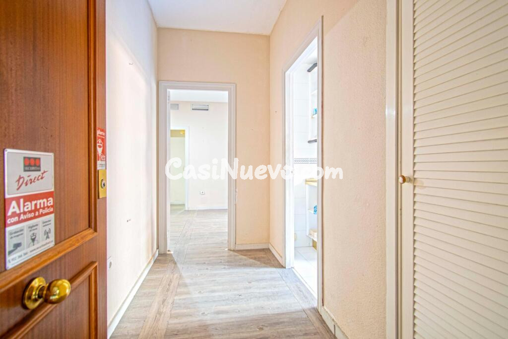 Magnífico piso con TERRAZA de 40m2 aprox. en Residencial Azores!!