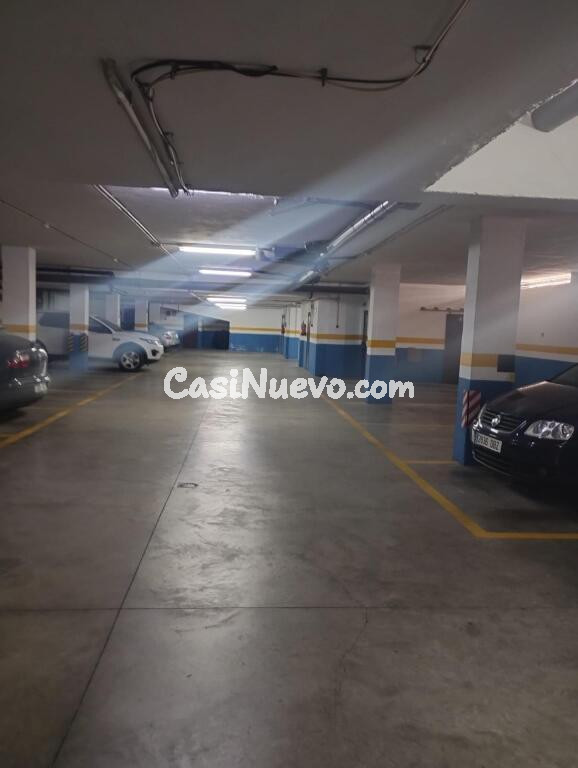 Fantástica plaza de parking para moto junto a la Avenida de las Ciencias!!