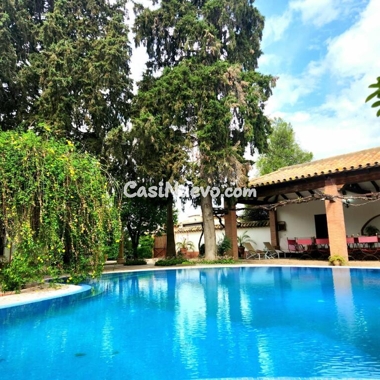 Espectacular chalet de estilo señorial en Écija!!!