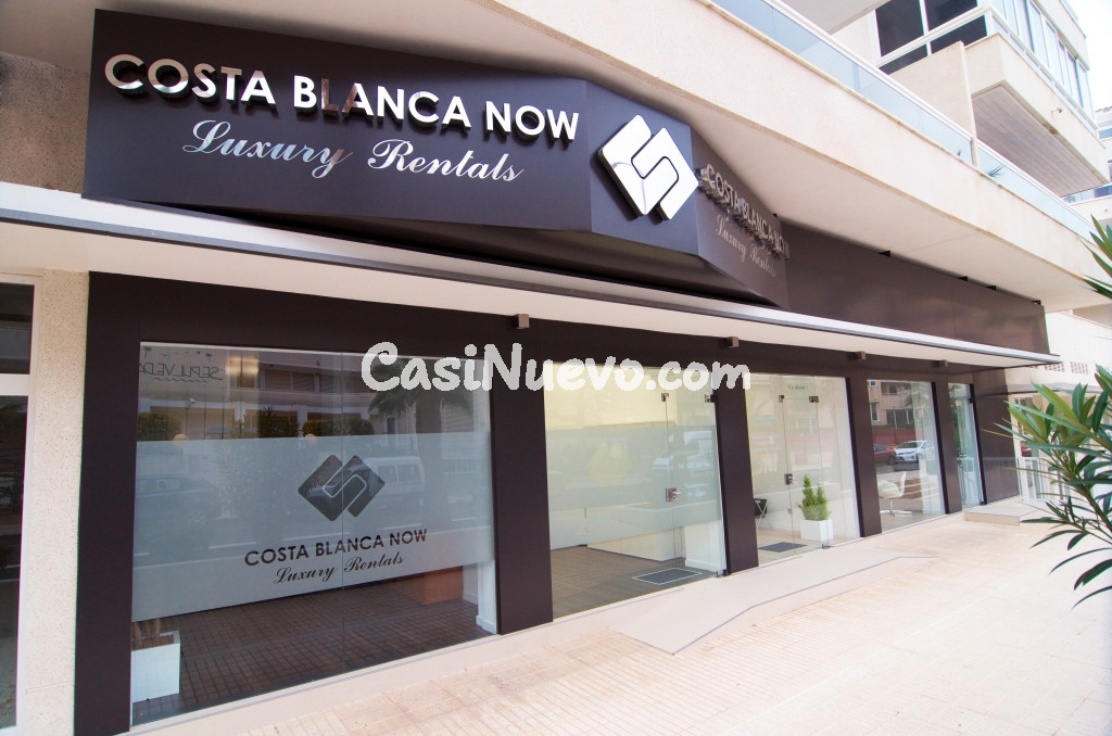 Local comercial en Alquiler en Albir Alicante