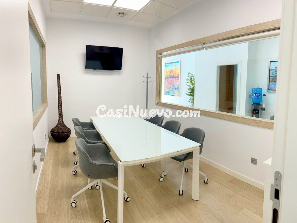 Oficina en Alquiler en Albir Alicante