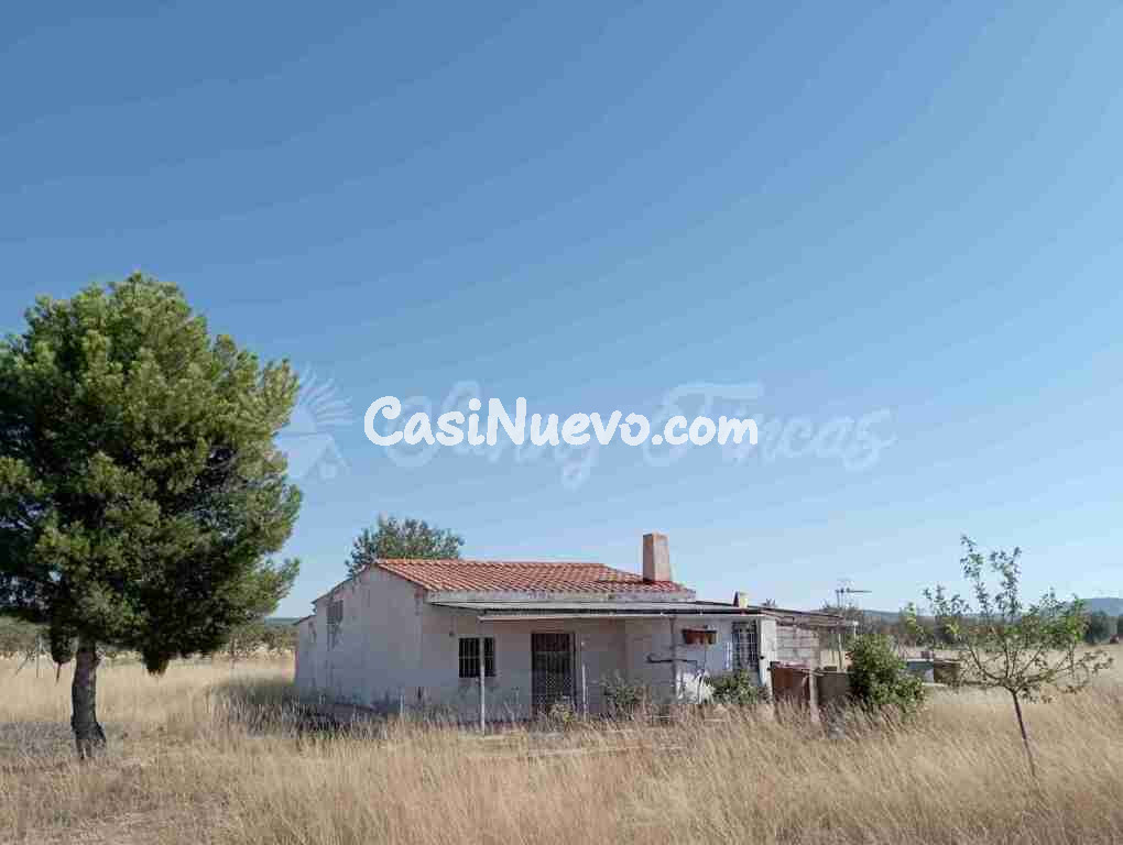 Casa de campo-Masía en Venta en Yecla Murcia