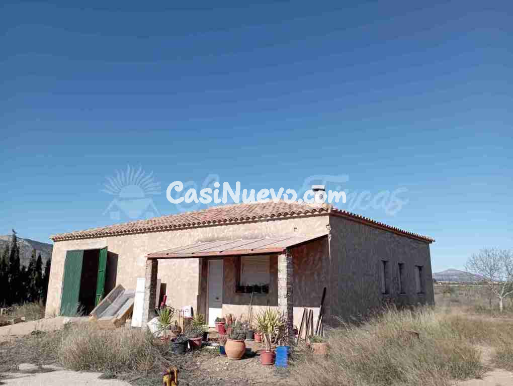 Casa de campo-Masía en Venta en Yecla Murcia