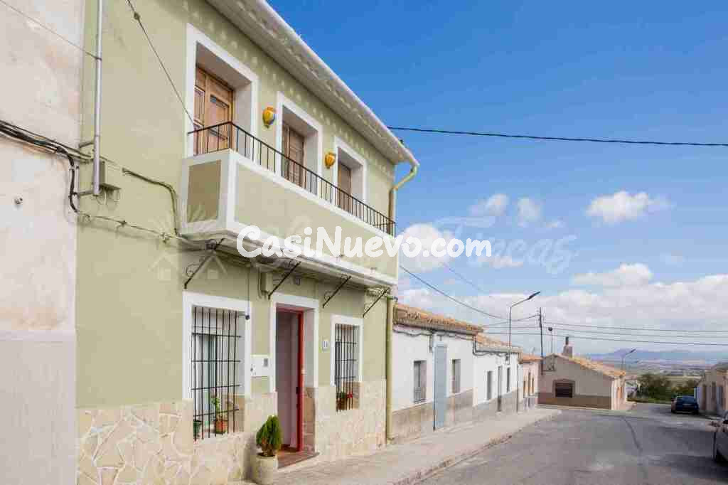 Adosada en Venta en Yecla Murcia