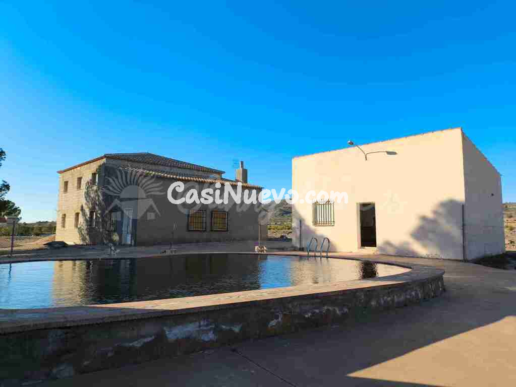 Casa de campo-Masía en Venta en Yecla Murcia