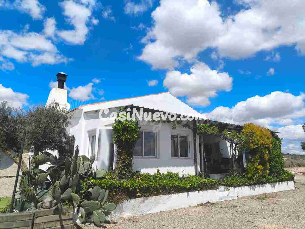 Casa de campo-Masía en Venta en Yecla Murcia