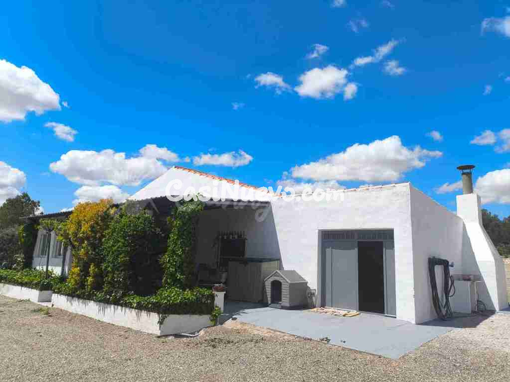 Casa de campo-Masía en Venta en Yecla Murcia