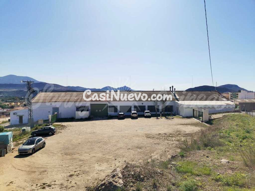Nave industrial en Venta en Monovar Alicante