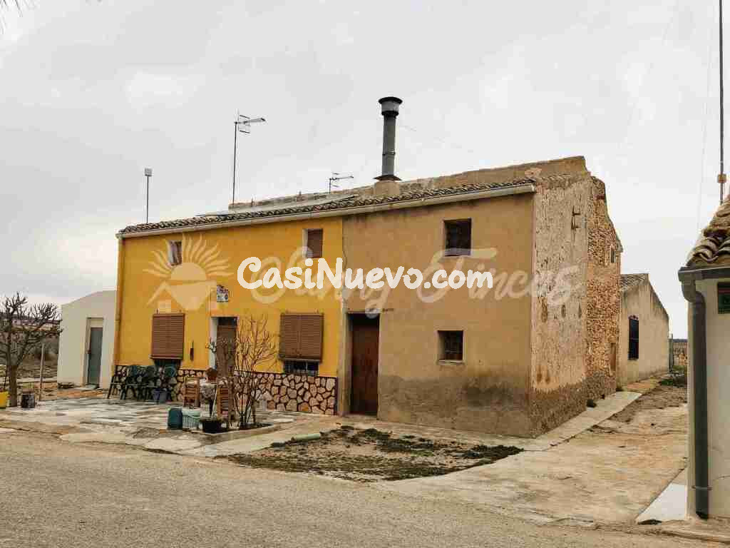 Casa de campo-Masía en Venta en Yecla Murcia