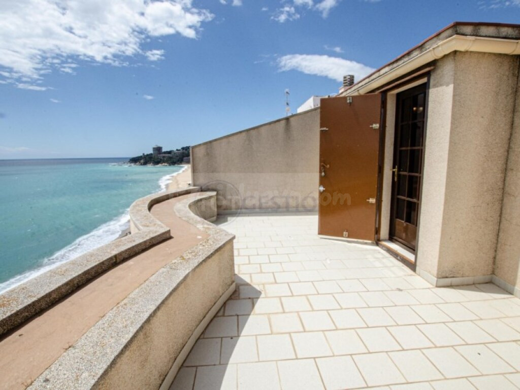 Piso en Venta en Calonge Girona - foto 3