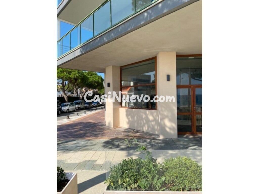 Local comercial en Alquiler en Castell Platja D Aro Girona - foto 5