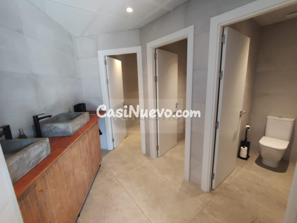 Local comercial en Alquiler en Castell Platja D Aro Girona - foto 16