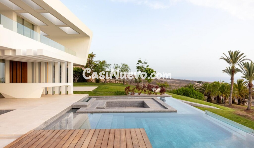 Solar urbano en Venta en Guia De Isora Santa Cruz de Tenerife