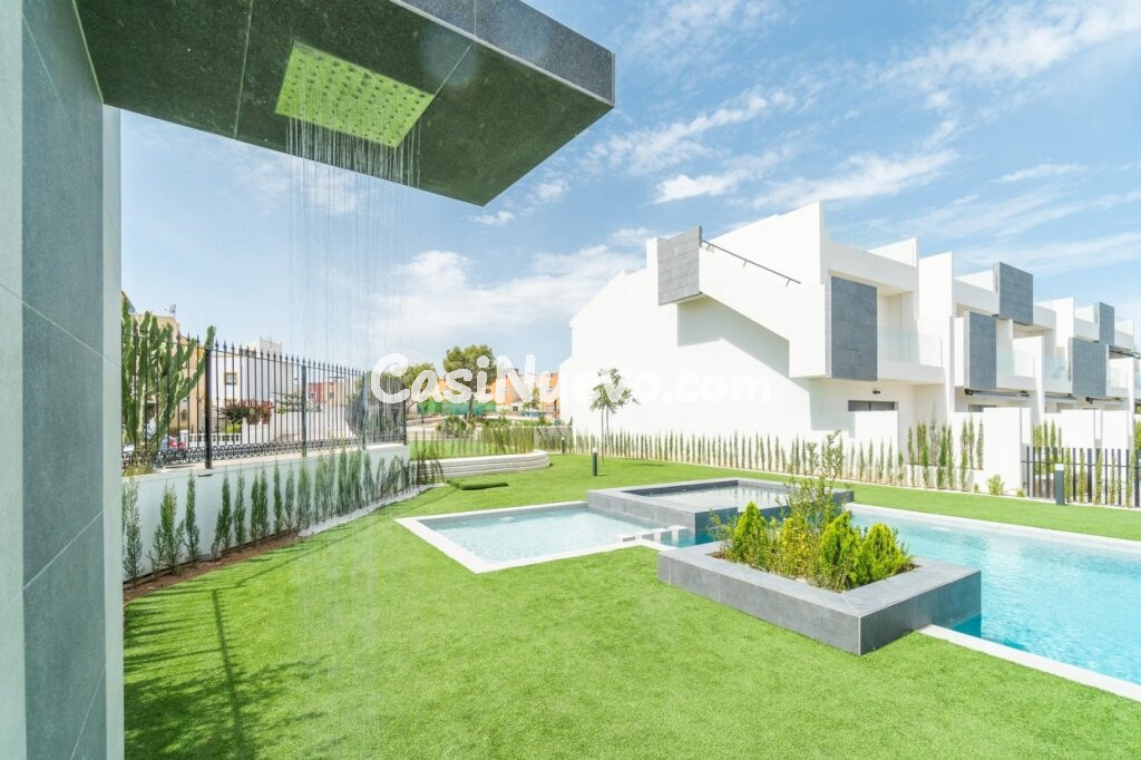 Nuevo conjunto residencial en Los Balcones (Torrevieja)