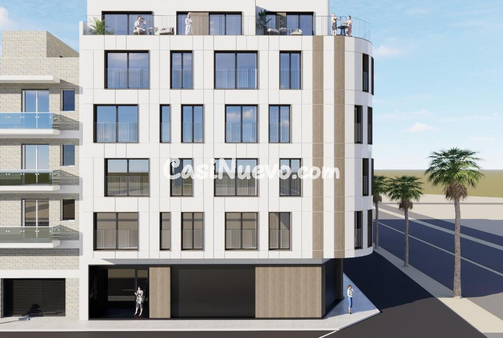 Elegante edificio residencial a 60 m de la playa de El Acequion, en Torrevieja