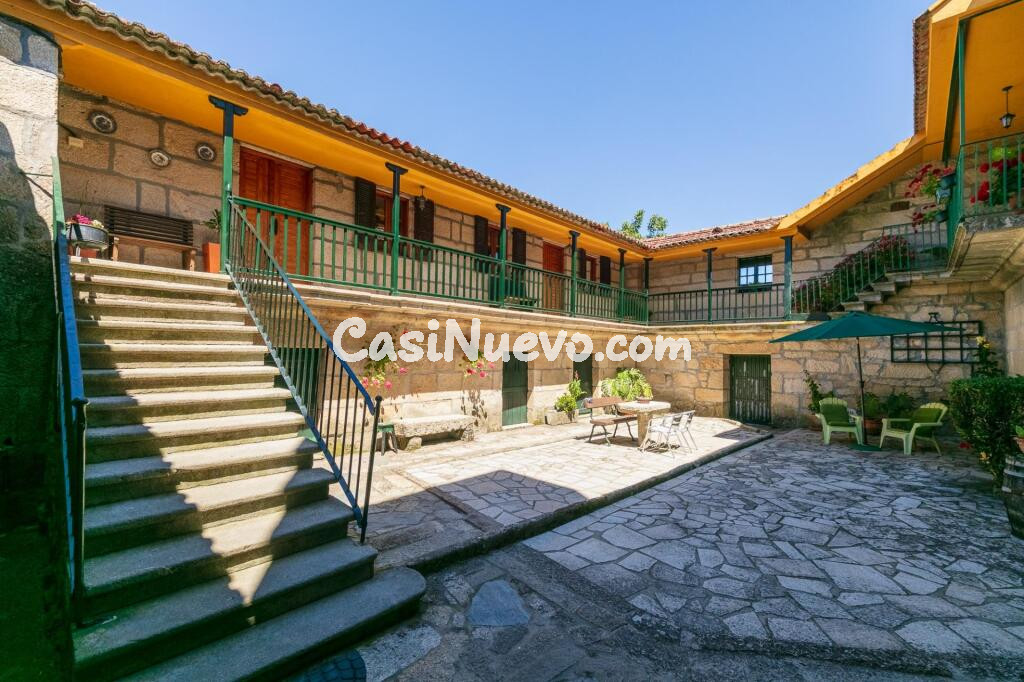 Propiedad patrimonial histórica con licencia turística y vivienda independiente en Soutomaior