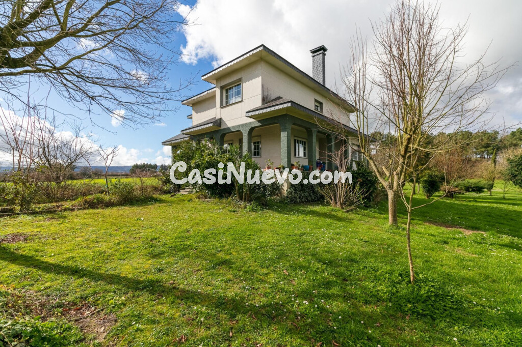 Magnífica Casa Moderna en Silleda con Terreno y Vistas Impresionantes