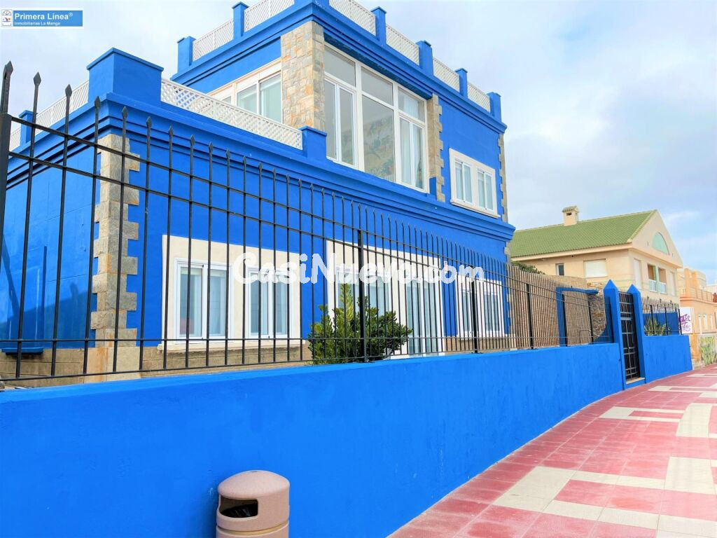 VILLA DE LUJO EN EL CENTRO DE CABO DE PALOS