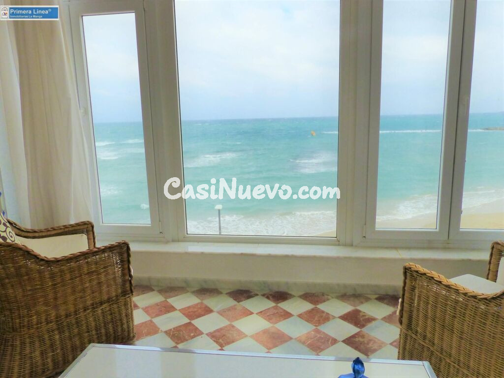 VILLA DE LUJO EN EL CENTRO DE CABO DE PALOS