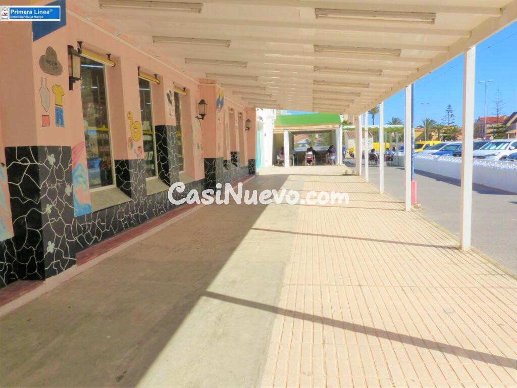 Venta de gran local comercial en La Manga