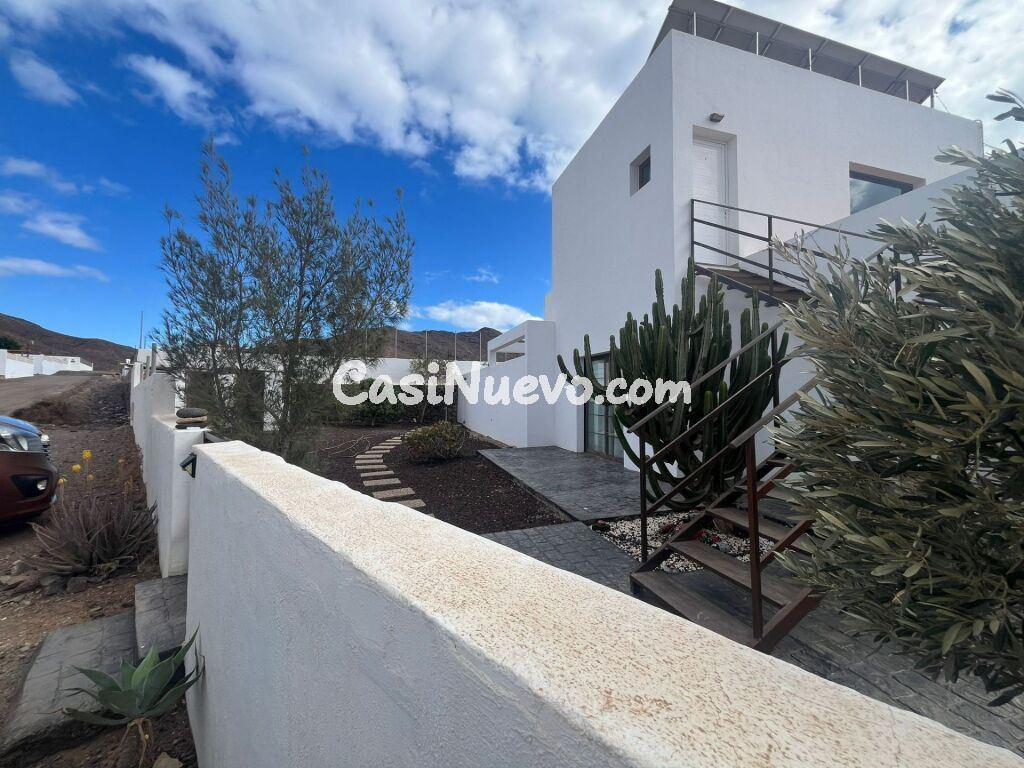 Casa-Chalet en Venta en Gran Tarajal Las Palmas