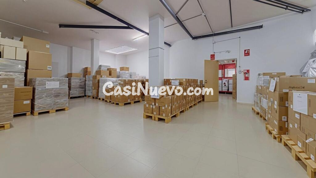 Local diáfano de 300m2