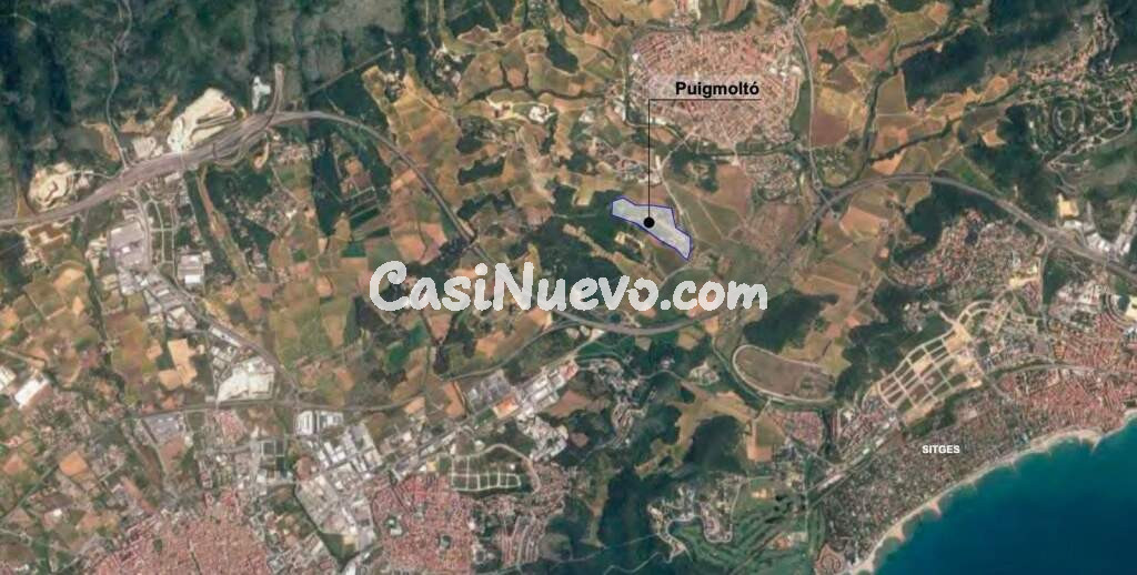 Parcela de 990m2 totalmente plana en la exclusiva zona de Puigmoltó