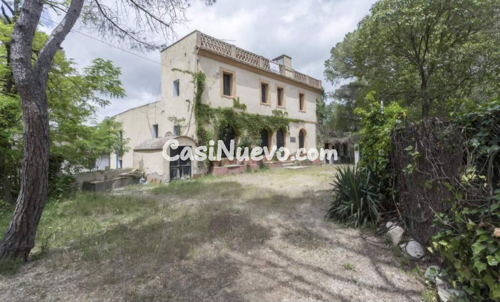 Casa rural con encanto en entorno natural privilegiado en el Alt Penedés.