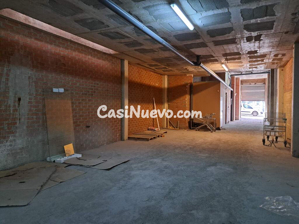 Local comercial en Cornellá de Llobregat